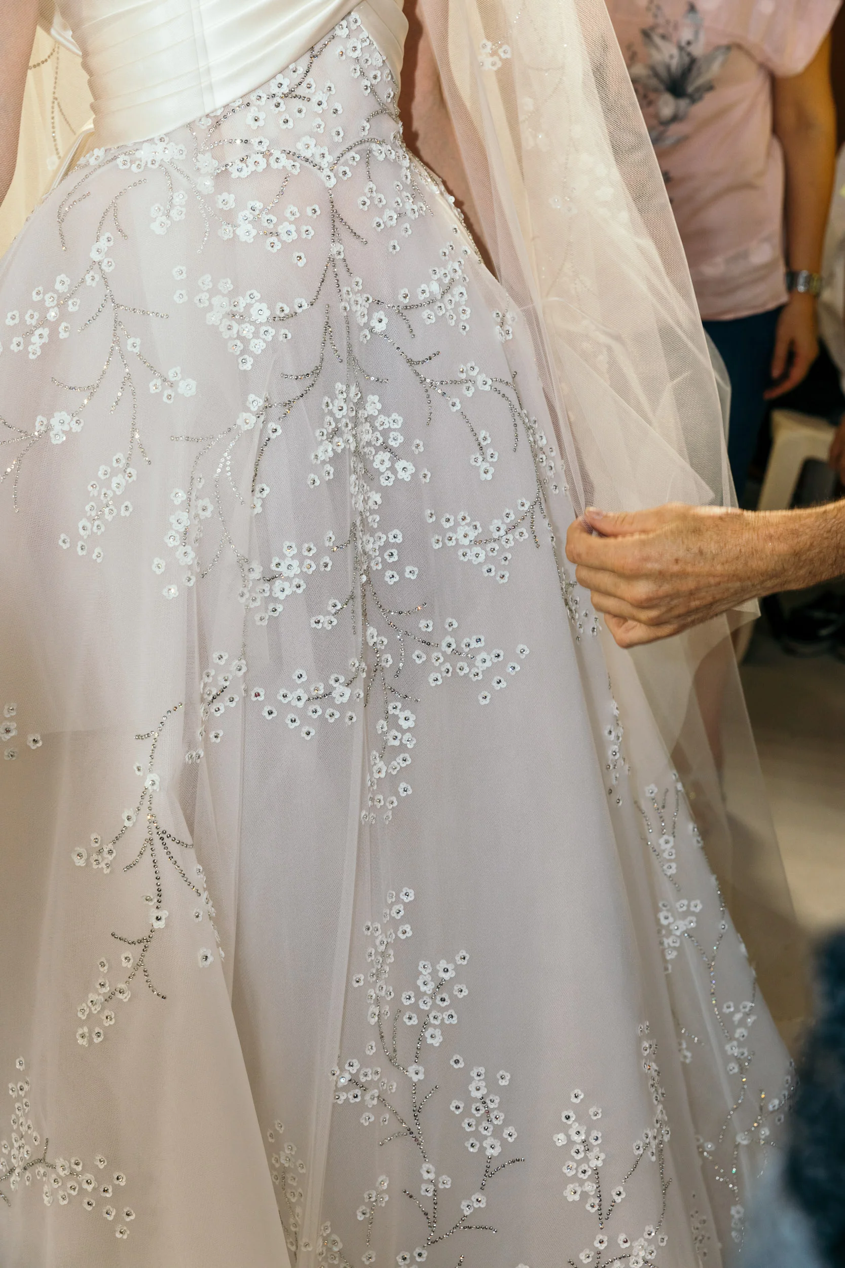 Georges-Chakra-Backstage-Paris-Fashion-Week-Fall1819_by_Alexis_Breugelmans_016.jpg
