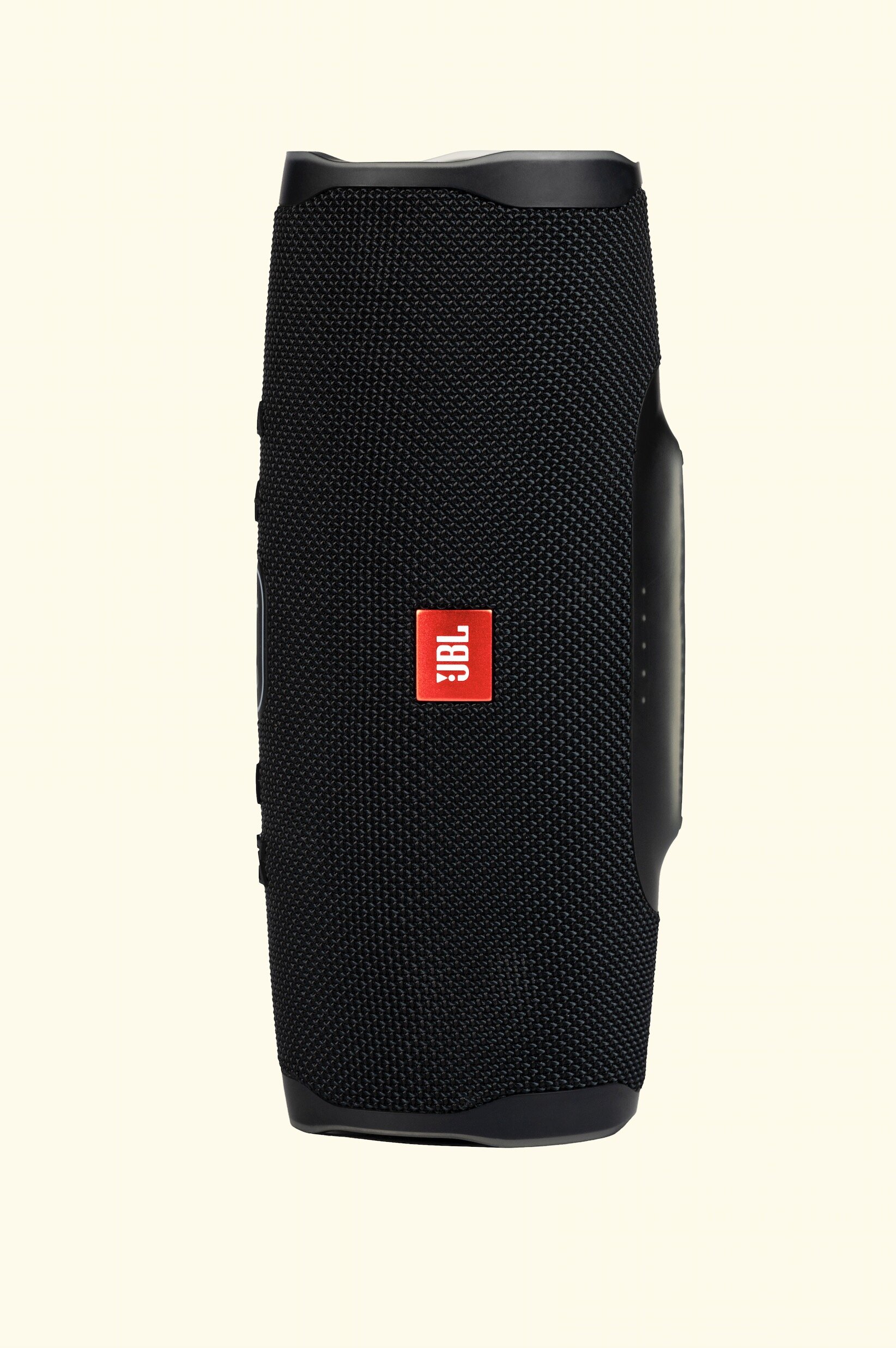 E-commerce-product-photographer-based-in-Paris-France-JBL-speaker-front-vertical-product-on-white-004.jpg