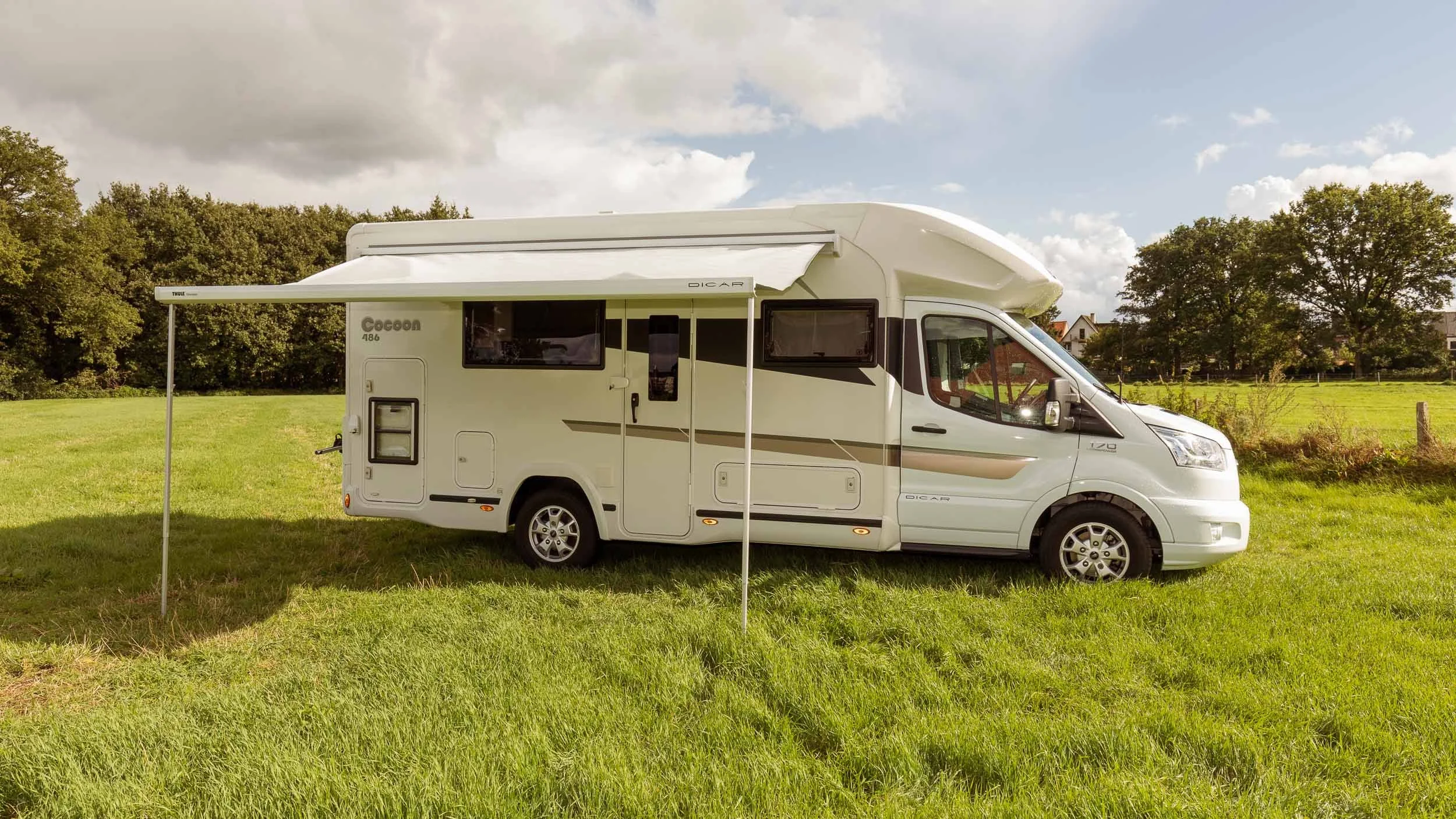  Mobilhome & camper van photographer in Merksplas, provincie Antwerpen, BelgiëInterieurfotograaf voor mobilhomes, camper vans en verhuurplatformen in de Benelux, België, Nederland en Luxemburg.Mobilhome & camper van fotograaf beschikbaar in provincie
