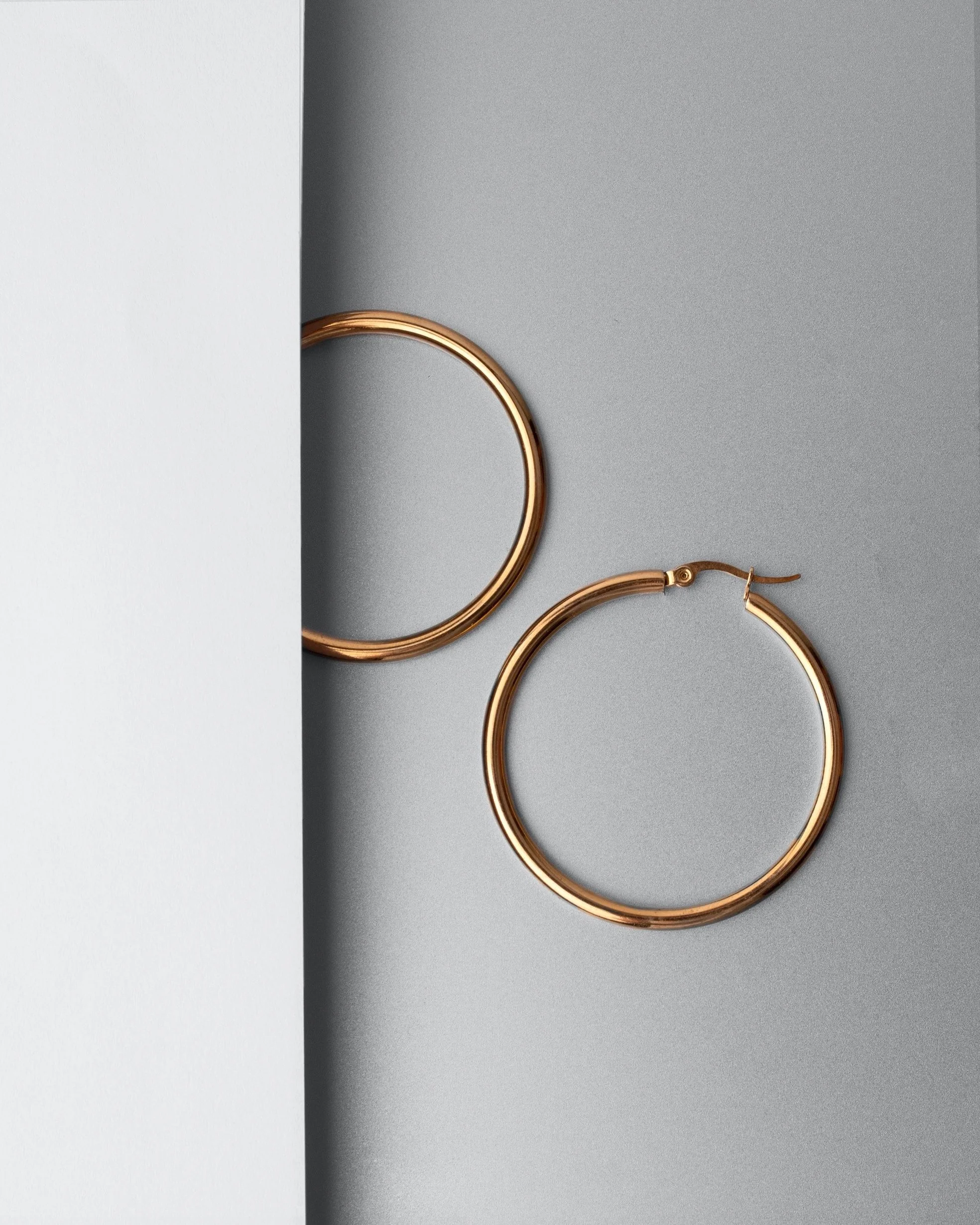 high-end-luxury-jewellery-still-life-product-photographer-campaign-lookbook-ecommerce-Photography-studio-Antwerp-Paris-Amsterdam-London-Milan-Berlin-Madrid-Barcelona-003.jpeg