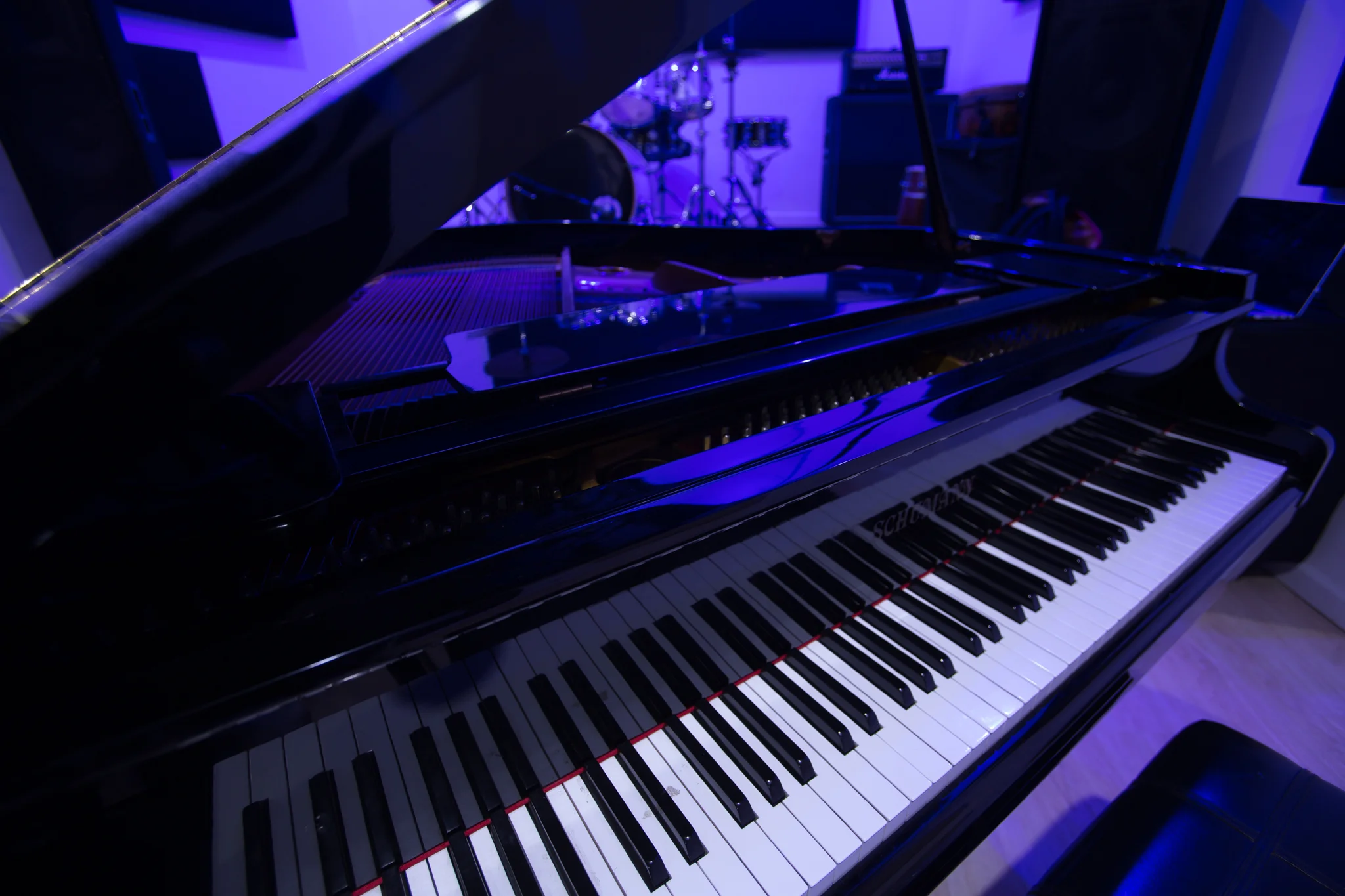 Piano4.jpg