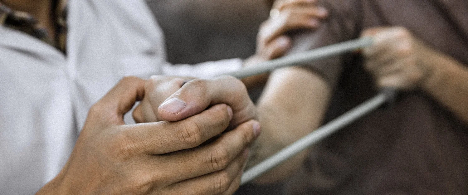 How to Treat Labral Tears with Physical Therapy: 5 Effective Methods ...