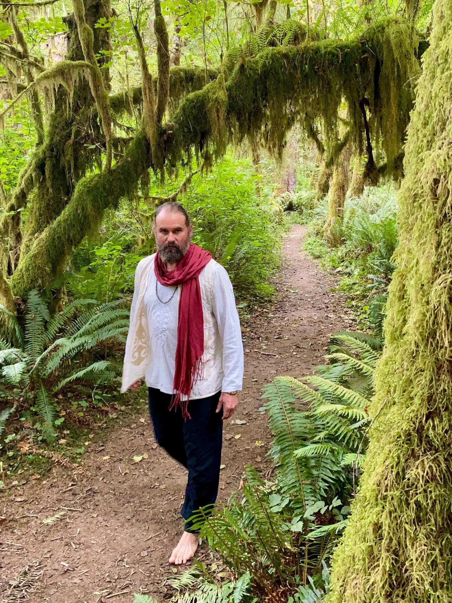 Walk barefoot 🦶 in nature ( reminder to myself) 
Fall colors in Taos.  Home alter  Backyard  early day backgammon w my homemade Apricot smoothie that I harvested this summer. 
#livegood #lifesgood #relaxation #lovingawareness