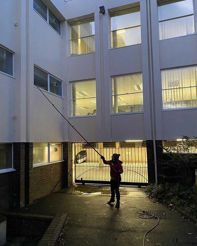 Early one this morning #commercialwindowcleaning