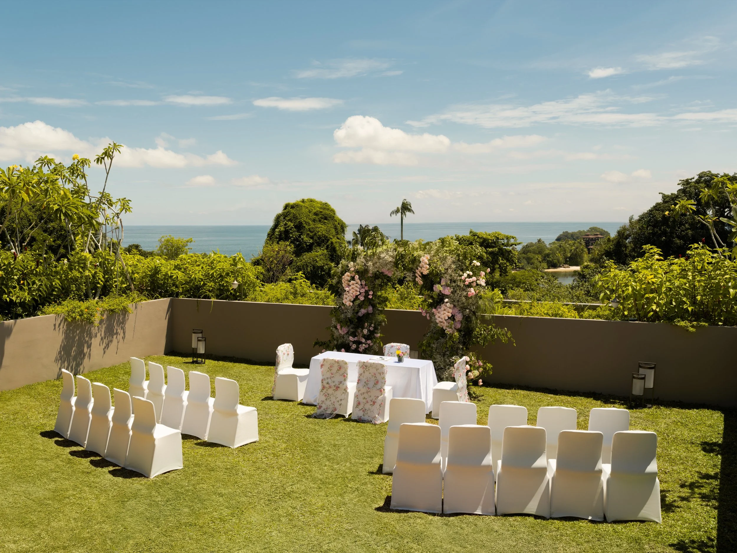 GardenRoomTerrace2.jpg