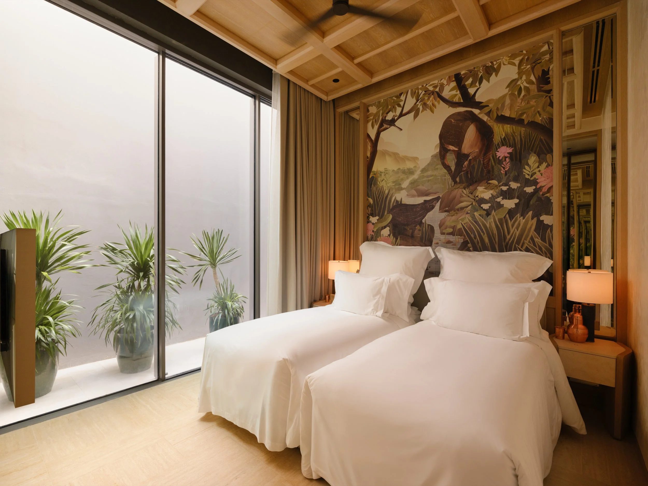 RoyalVilla-TwinRoom.jpg
