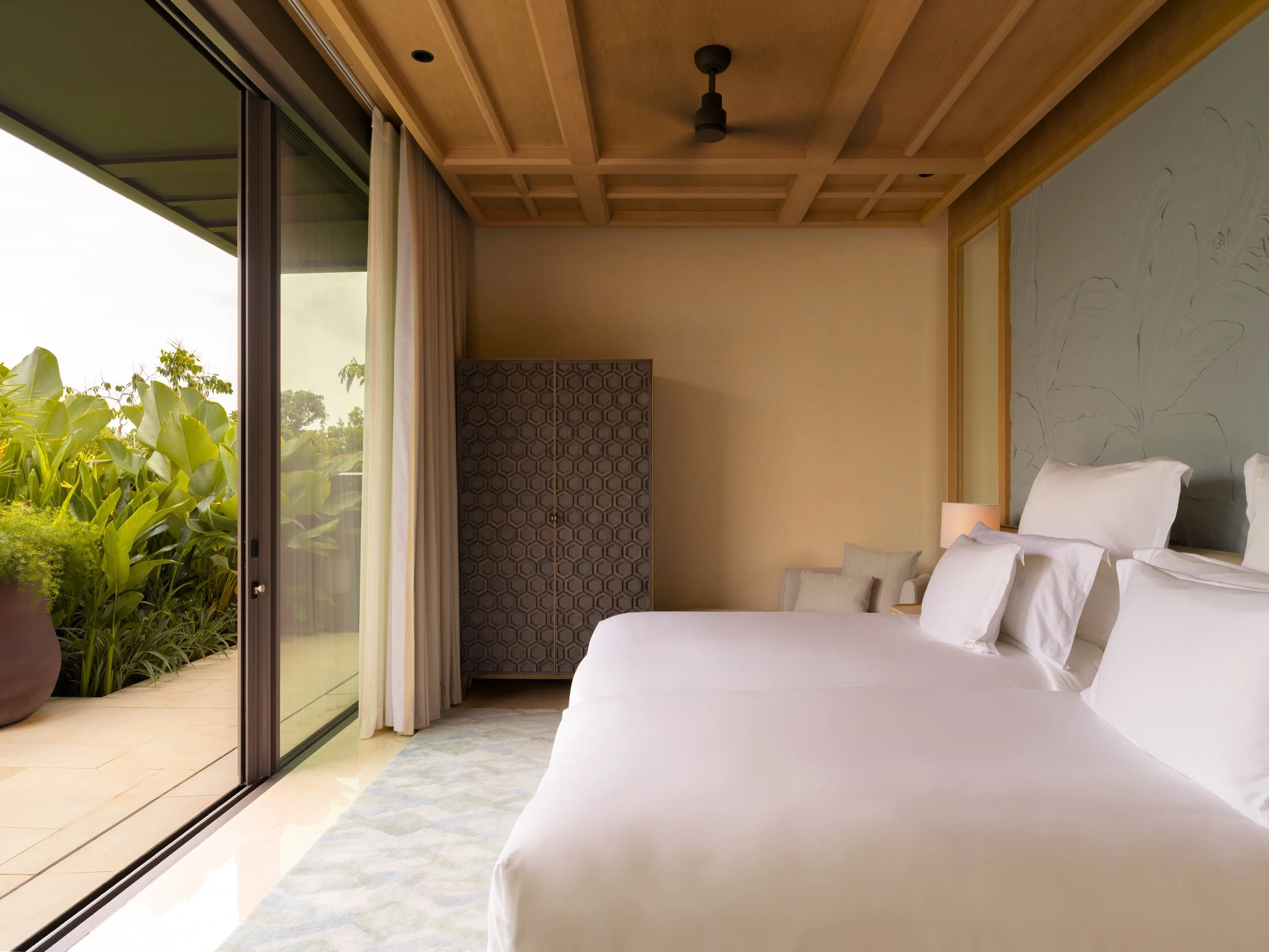SignatureTwoBedroomPoolVilla-Bedroom2.jpg