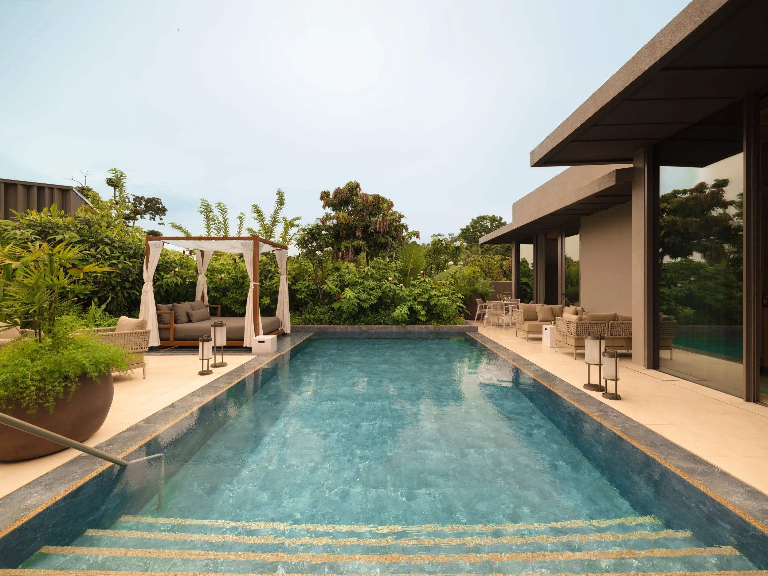 SignatureTwoBedroomPoolVilla-Pool.jpg