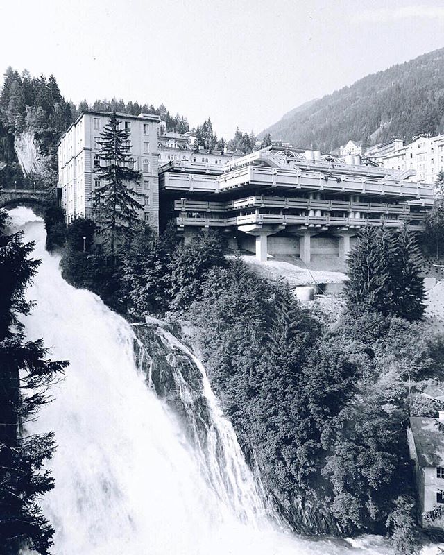 An Architect&lsquo;s heaven now and then: Wild waters x Brutalism x Belle &Egrave;poque. Thank you @vintagebadgastein for archiving all the Bad Gastein beauty. #visitbadgastein #vintagebadgastein #madeforthefuture #abandonedbadgastein
