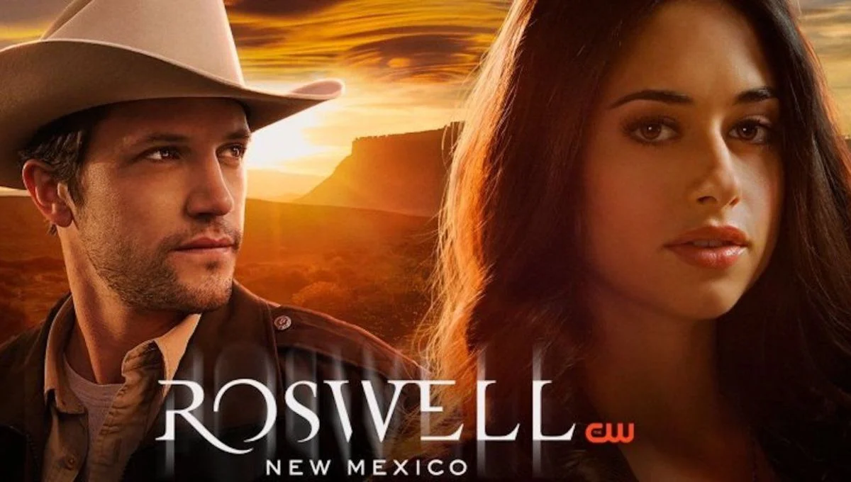 Jeanine stars as as Liz Ortecho on The CW’s Roswell, New Mexico