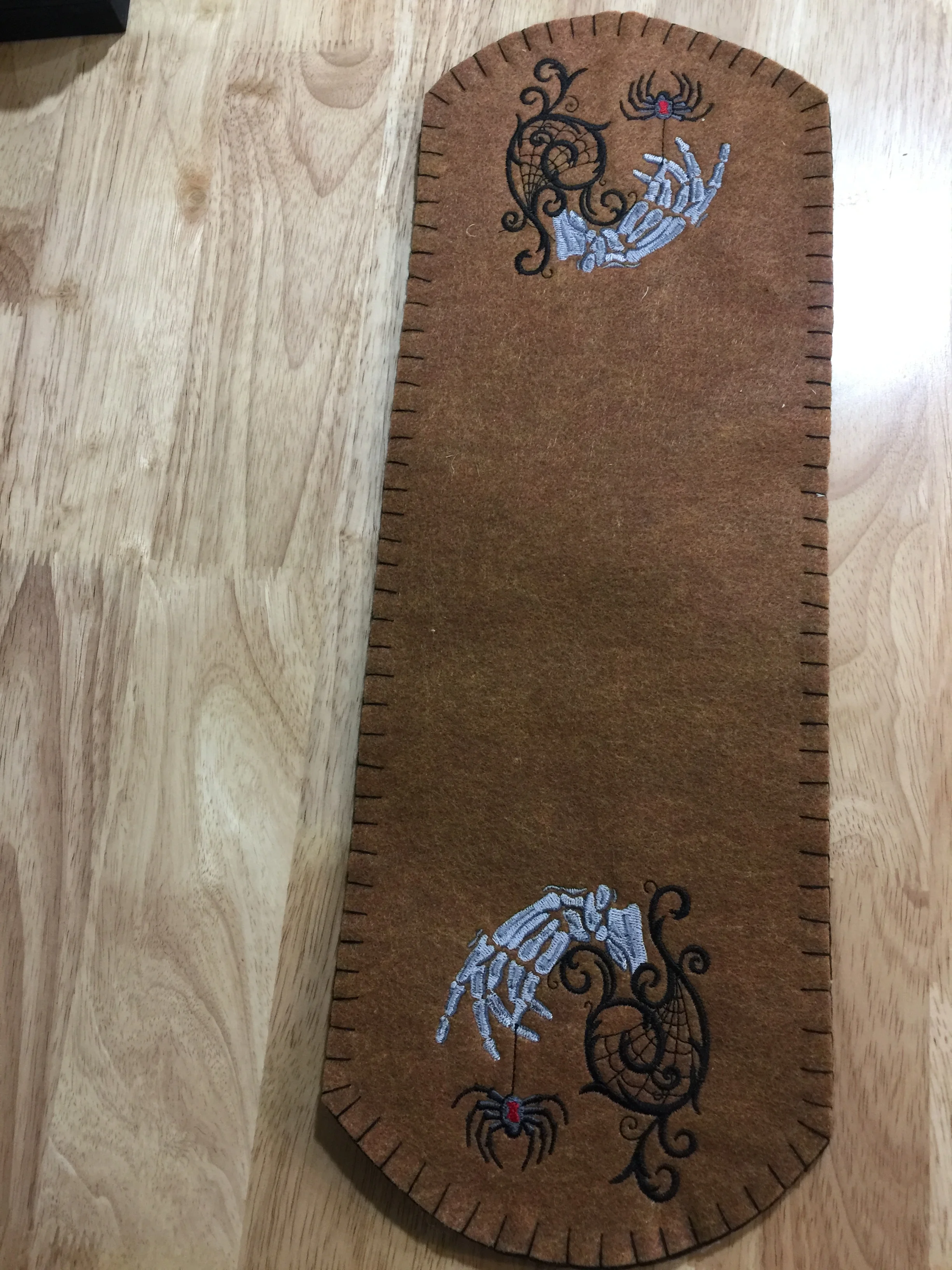 Spooky hand & spider