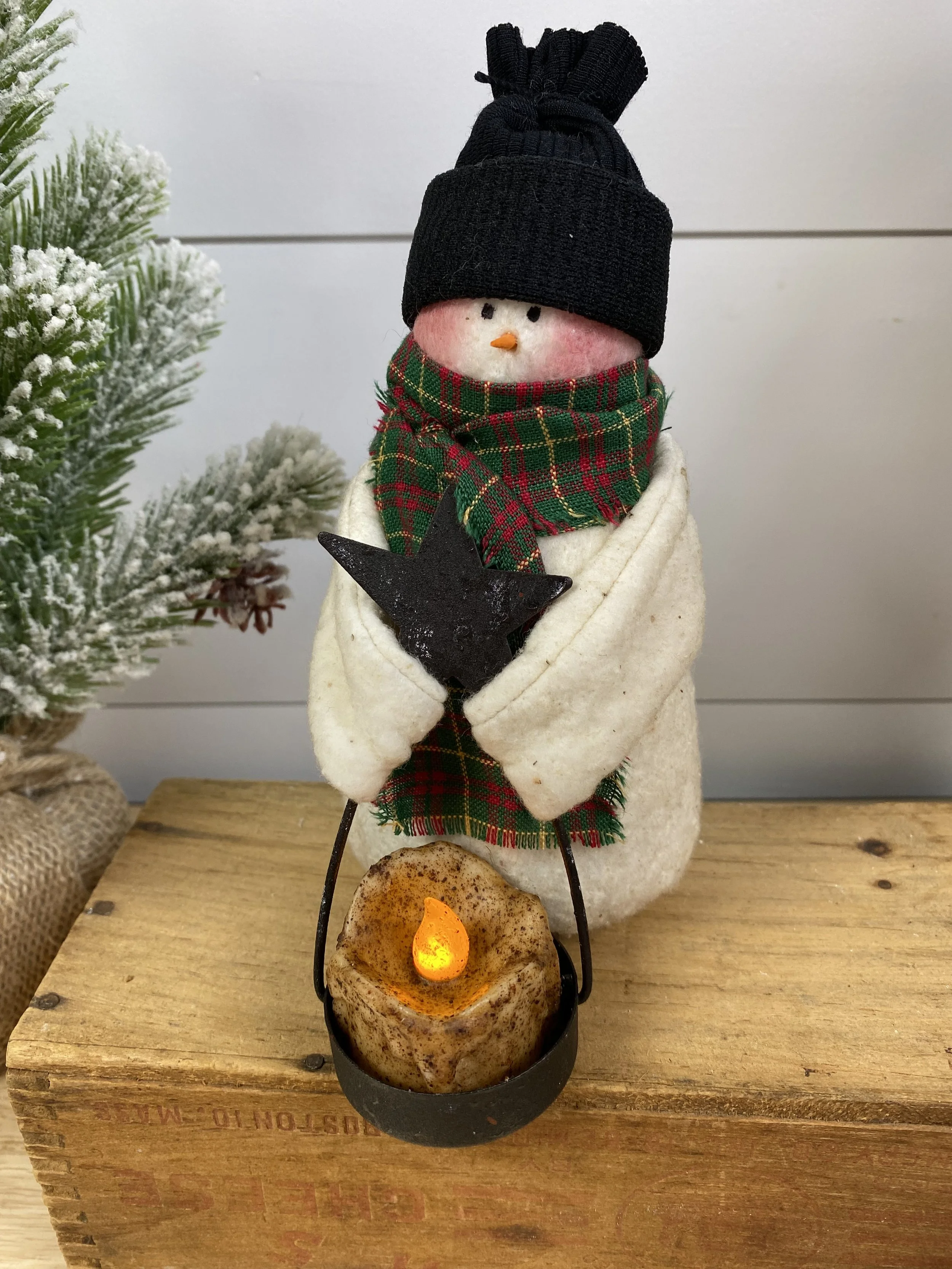 Baby Frost with tea light