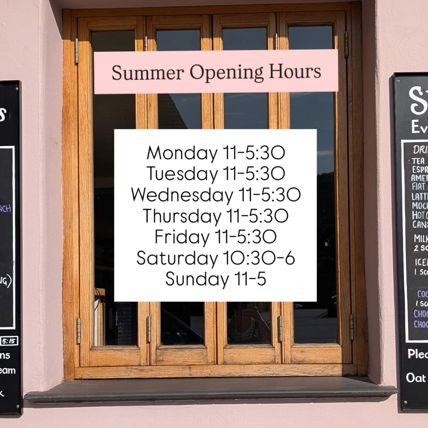 Summer holiday time! 
We're now (finally) open a little later for you every day.
🌞🌞🌞