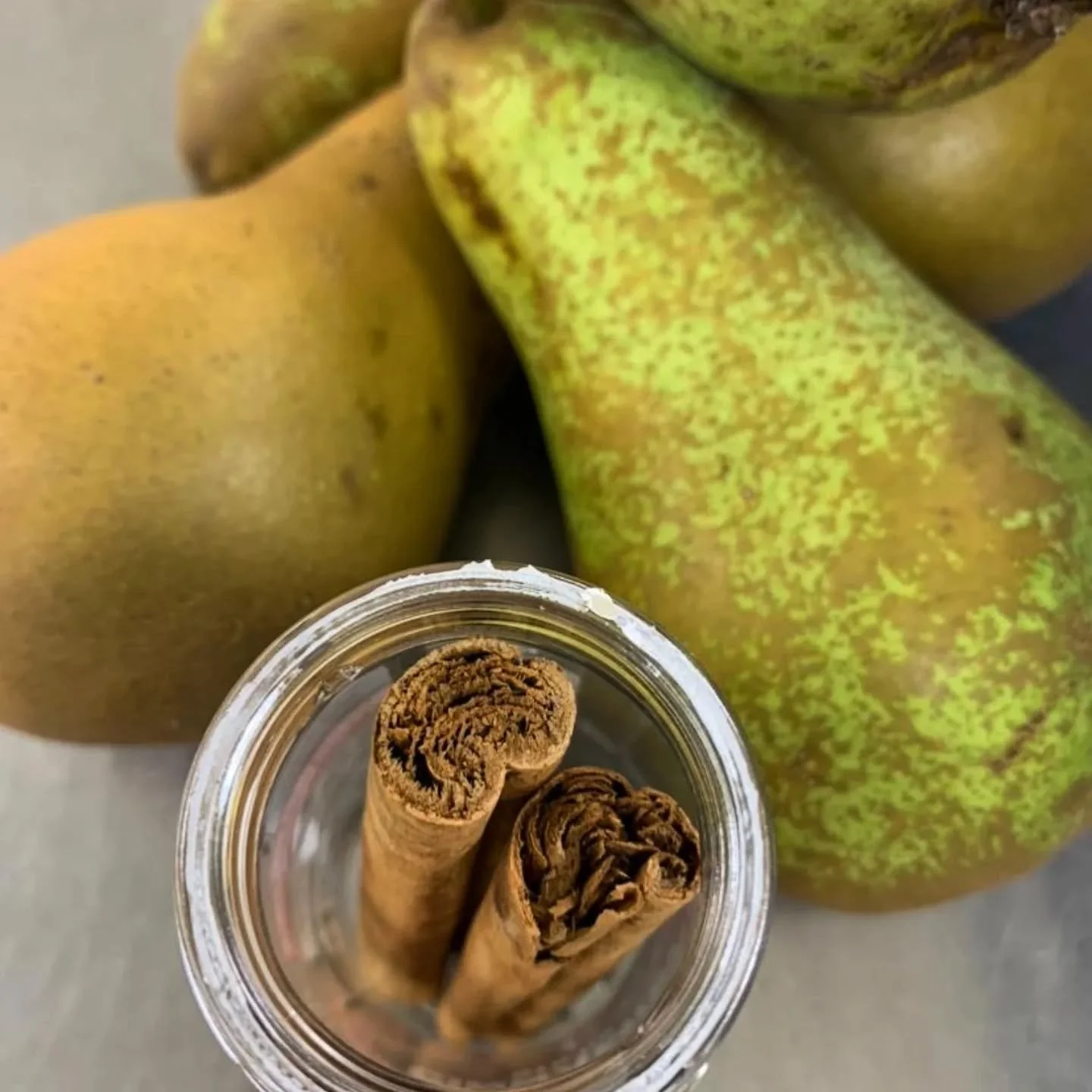 Pear and Caramel Ice Cream
Lowri went to Rome in September and came back with tales of the most delicious pear ice cream. Now pear ice cream is something we've never successfully made but I dropped off a couple of trays of mum and dad's conference pe