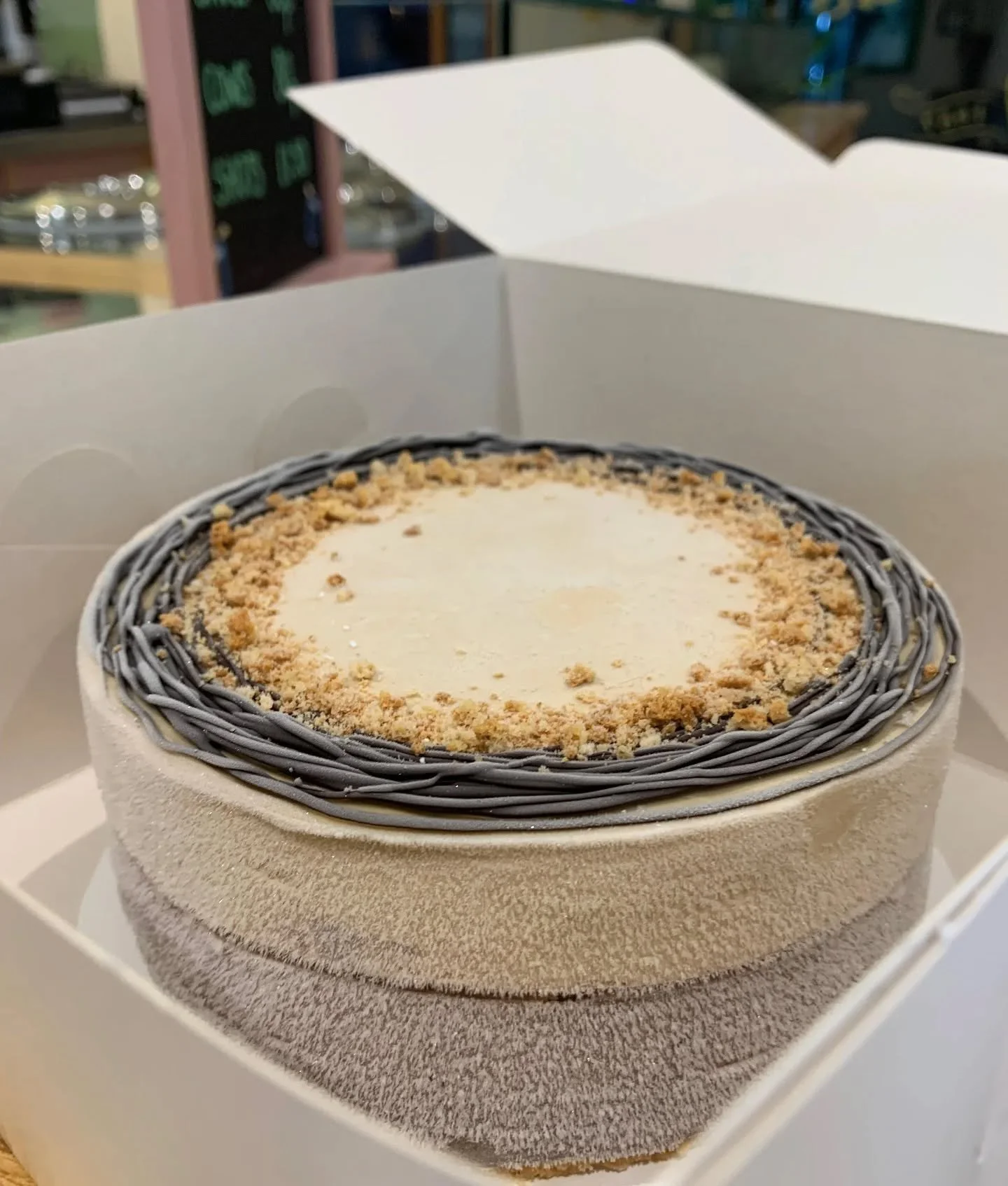 One month left
This is a friendly reminder that the order deadline for our Christmas cakes is the 14th of December, a little way off it's true but wouldn't it be nice to have dessert all sorted, one thing ticked off the list 😘.
Order through our web