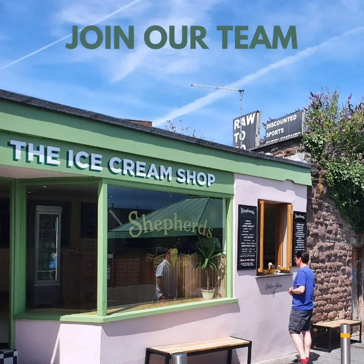 Fancy slinging ice cream this summer?

We're looking for a supervisor for our Abergavenny shop for between 1.5 and 2.5 days per week (depending on applicant). Any candidate will be proactive, friendly and have experience working front of house in hos