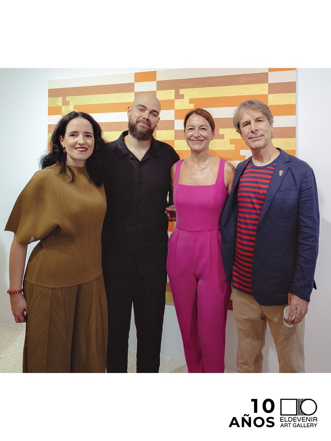 Ya hemos inaugurado &ldquo;𝗙𝗼𝗻𝗱𝗼 𝘆 𝗙𝗼𝗹𝗶́𝗮&rdquo;, la exposici&oacute;n individual de 𝗦𝗶𝗺𝗼𝗻 𝗭𝗮𝗯𝗲𝗹𝗹 en Eldevenir Art Gallery @eldevenir.
Esta inauguraci&oacute;n coincidi&oacute; con nuestro 10&ordm; aniversario. Diez temporadas d