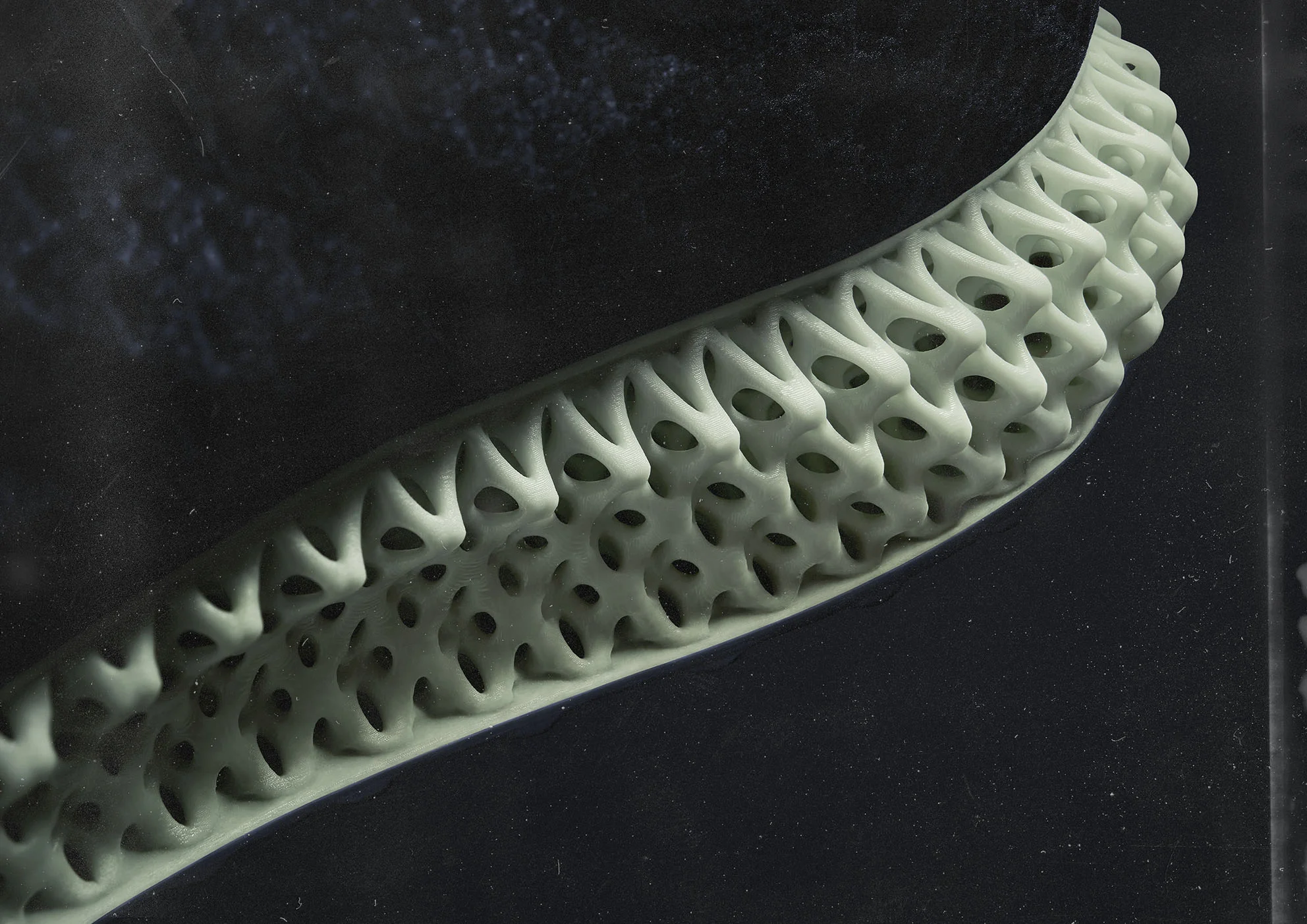 FUTURECRAFT_4D_DETAIL_HIGHLIGHT_MIDSOLE_LR.jpg