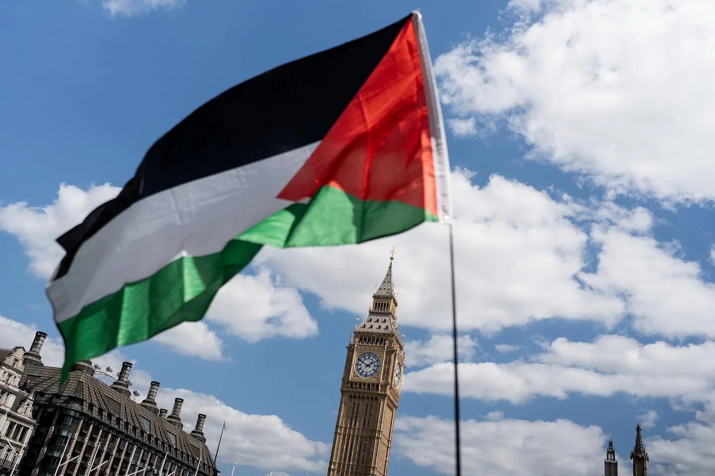 9 de julio de 2025. Concentraci&oacute;n pro Palestina en Londres.

🖤🍉

#photojournalism #london #palestina #sony #sonyalpha #sonya7iv