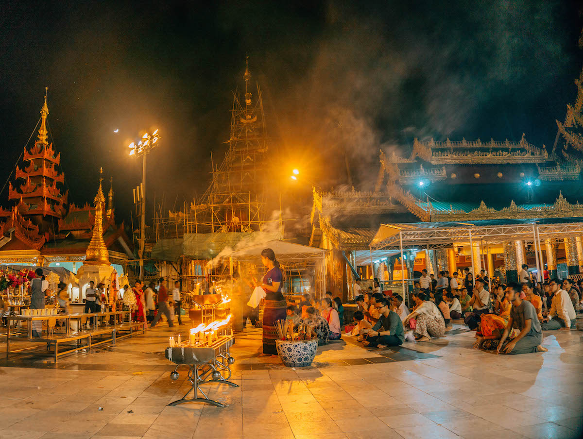 myanmar-yangon-shwedagon-pagoda.jpeg