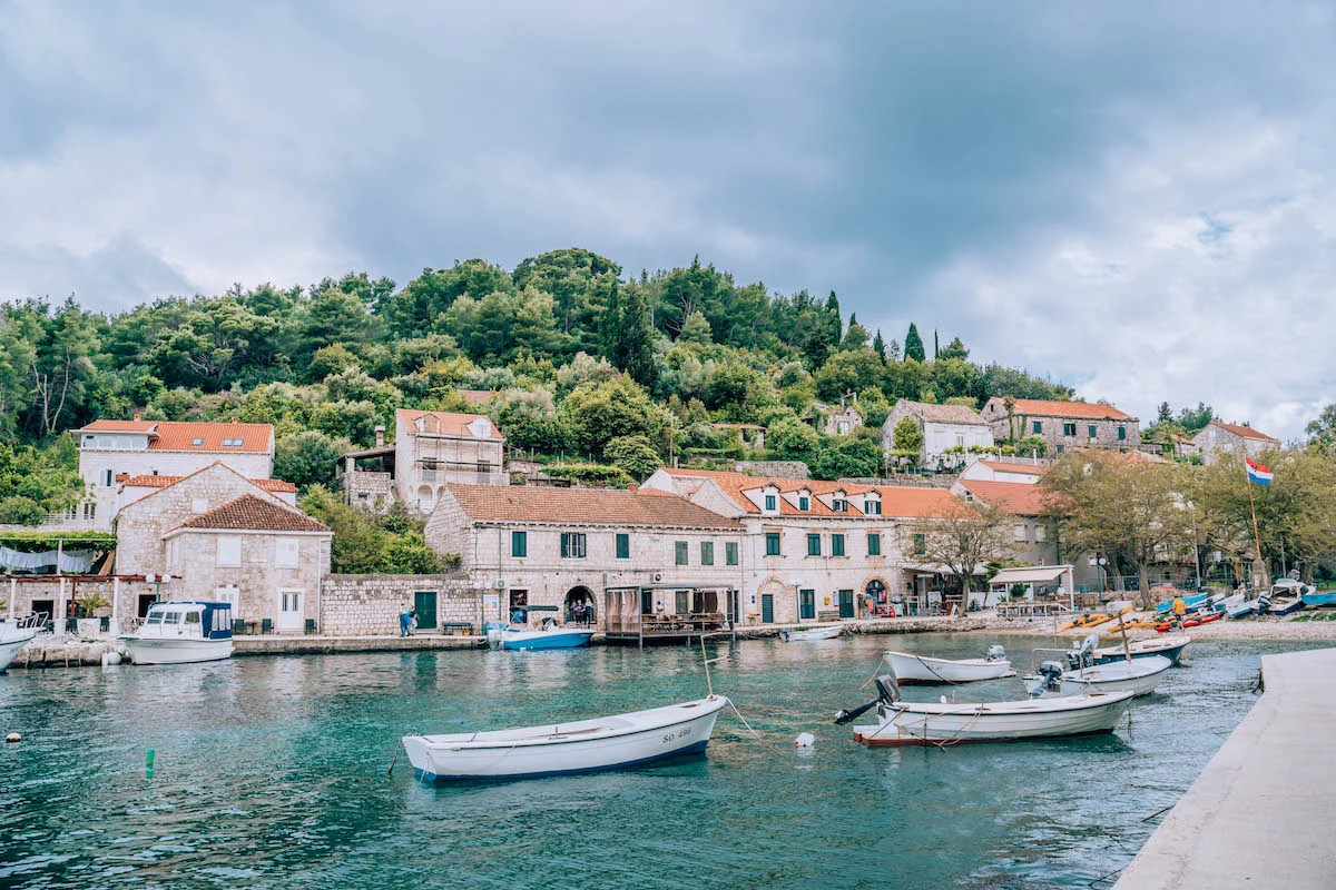 boat-tour-elaphiti-islands-dubrovnik-croatia-11.jpg