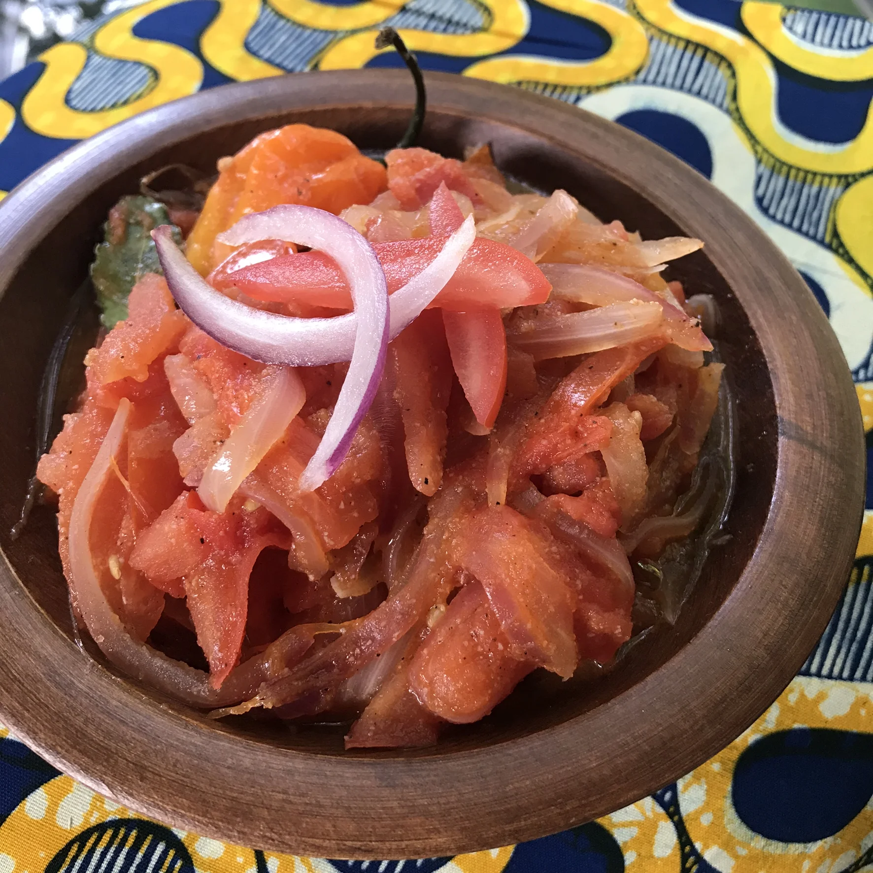 FRESH TOMATO & ONION SAUCE