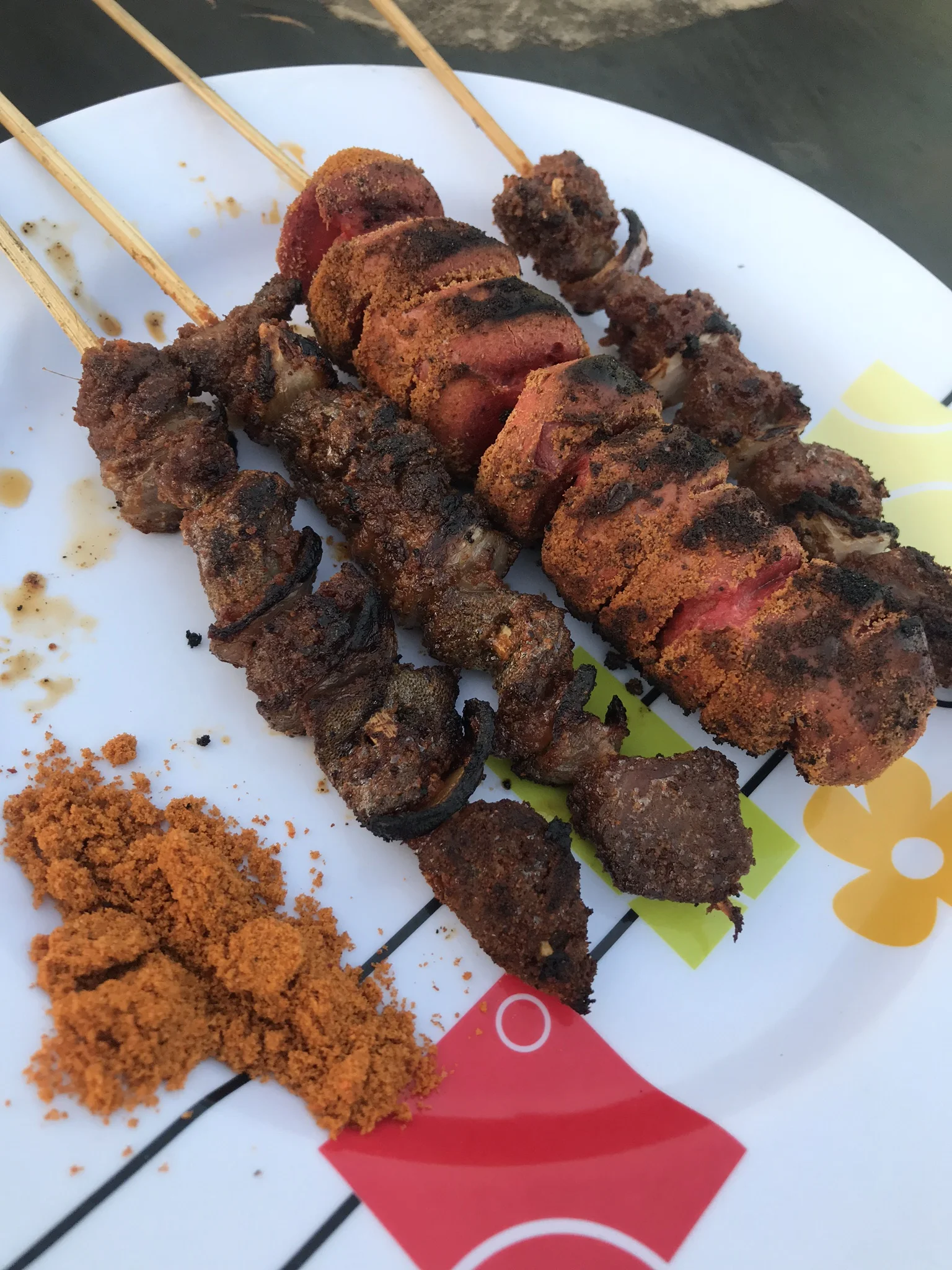 TRAVEL BLOG THURSDAY - NINGO (part 1) || GHANA