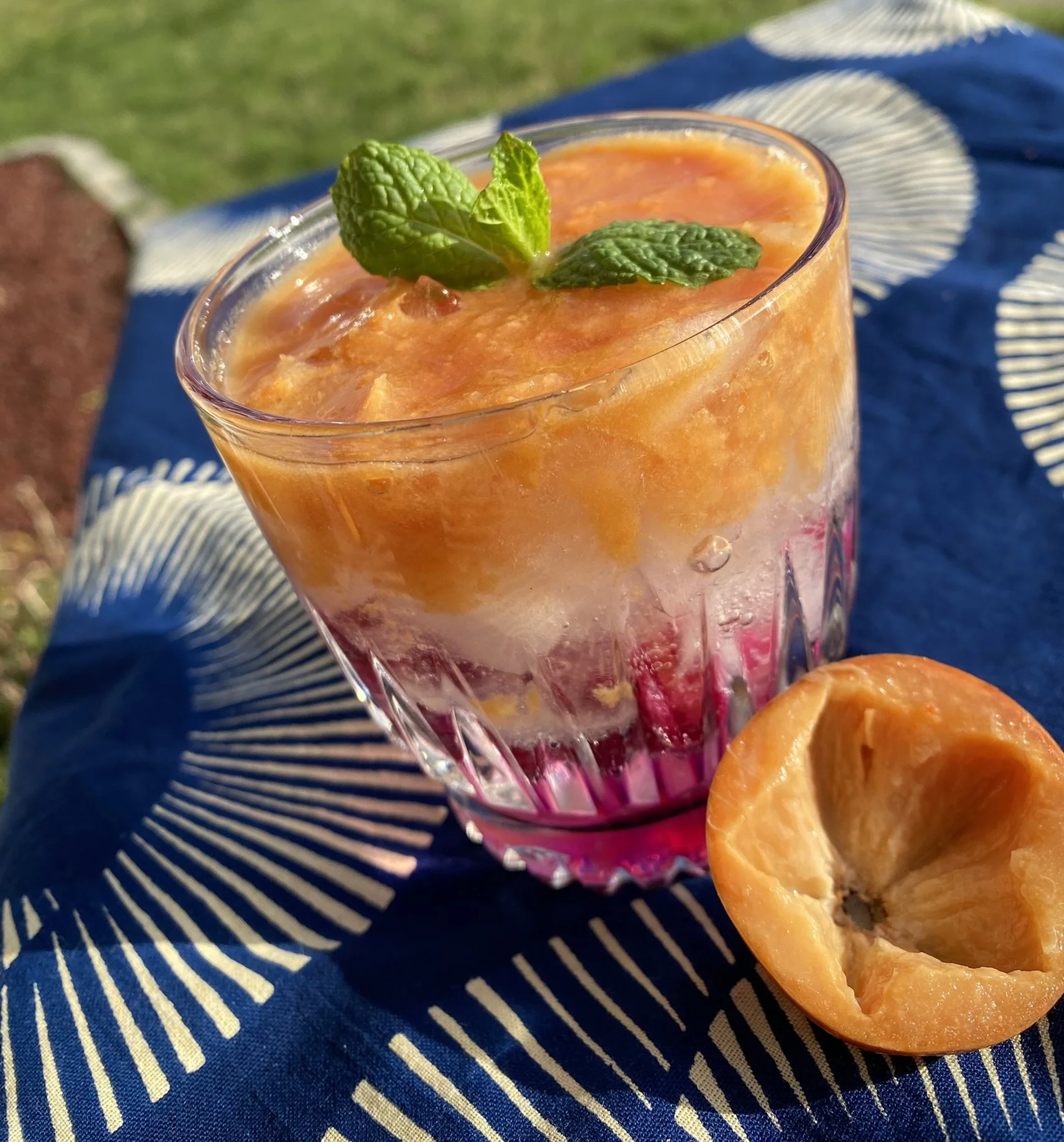AGBALUMO RUM COCKTAIL