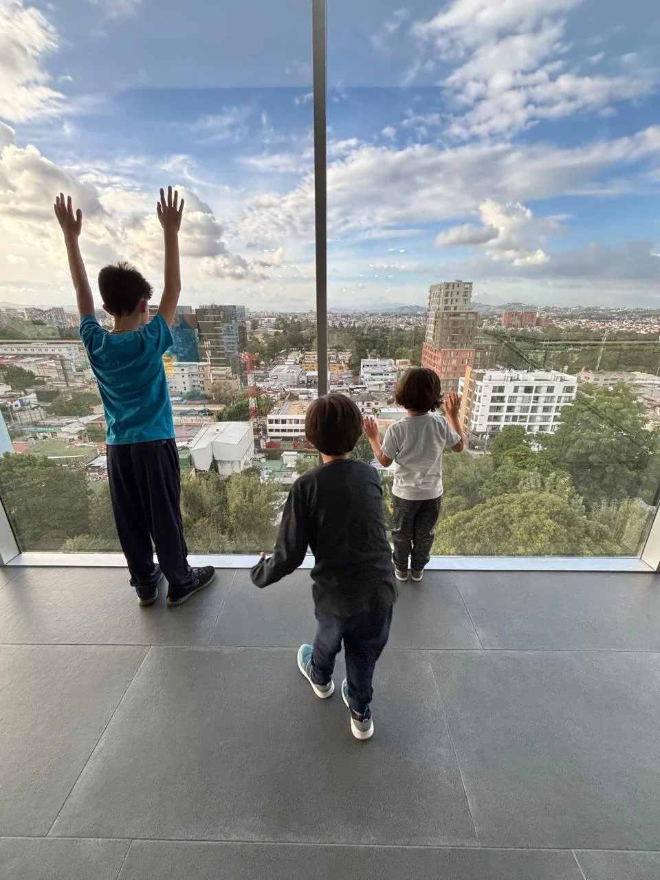 {TODO VA A ESTAR BIEN, MIJO