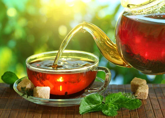 tea-herb-mint-SS_126275183.jpg