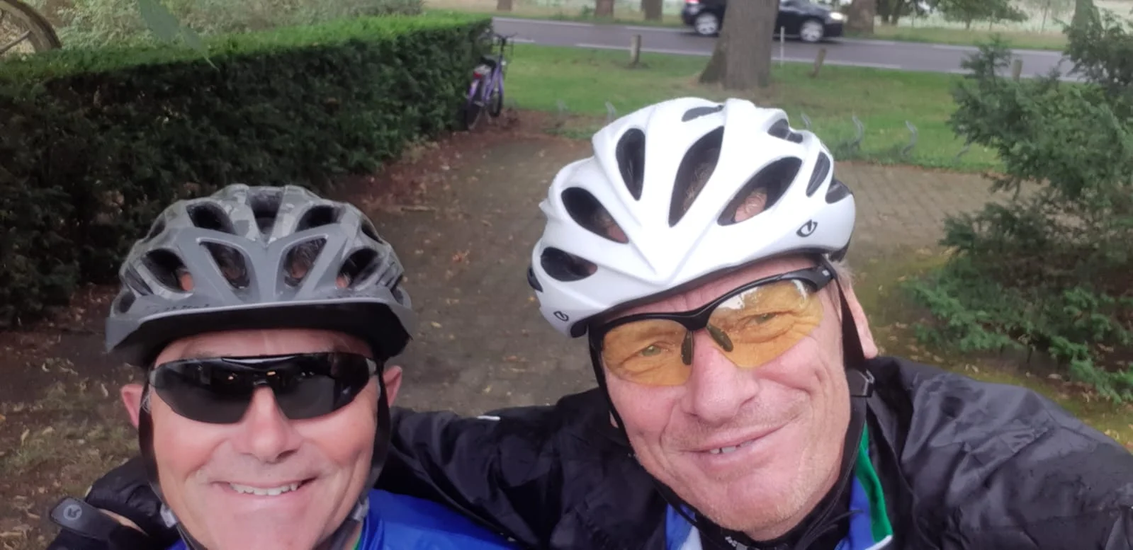 2 bikkels