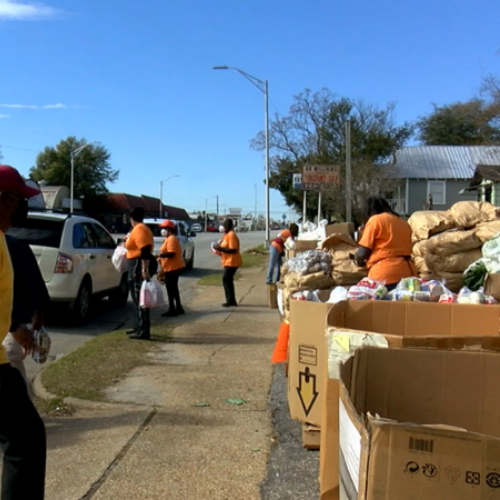 Local Organizations Fight Hunger (wfxl.com)