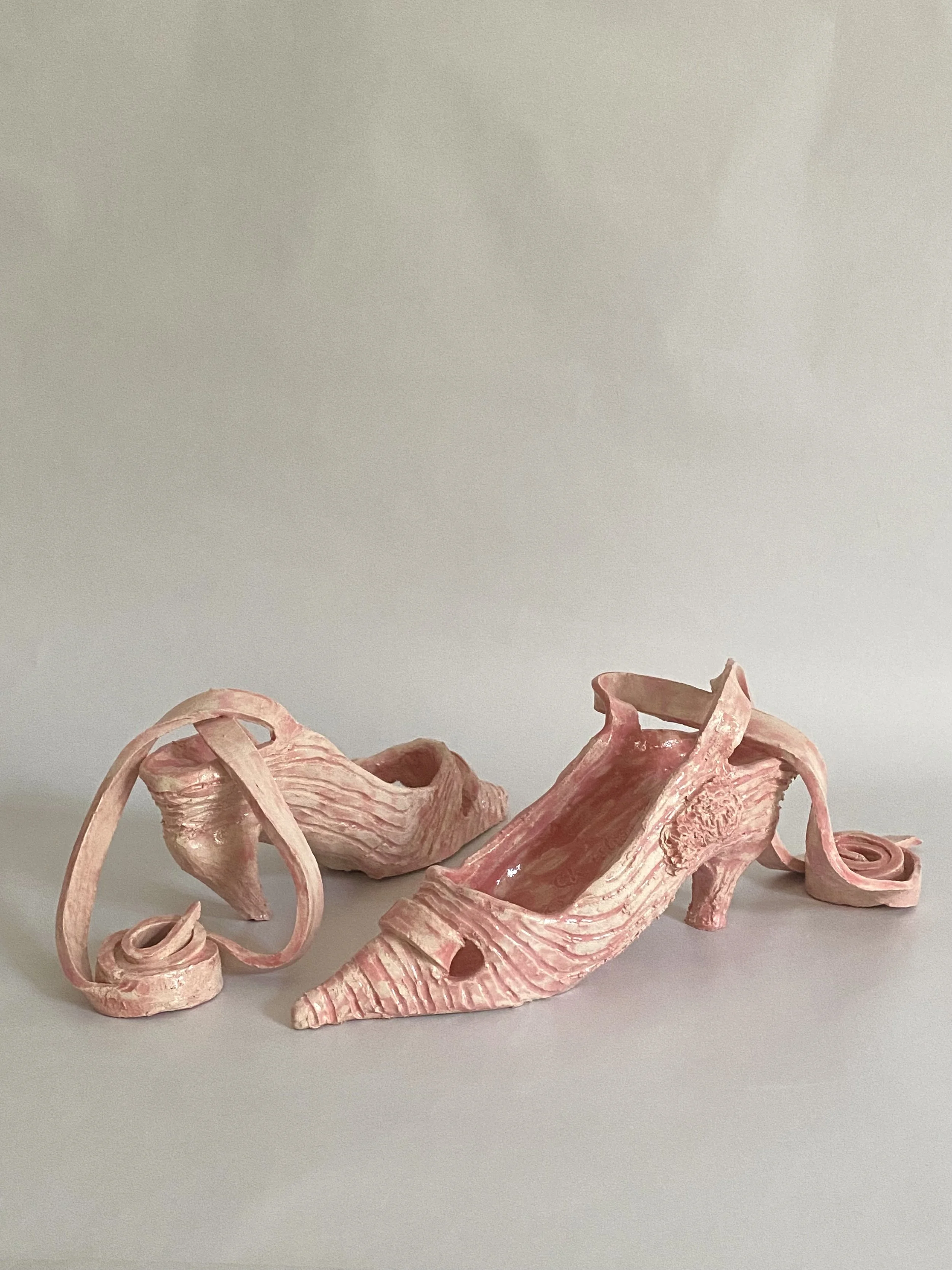 Roger Vivier Shoes – Le Petit Théâtre de la Mode