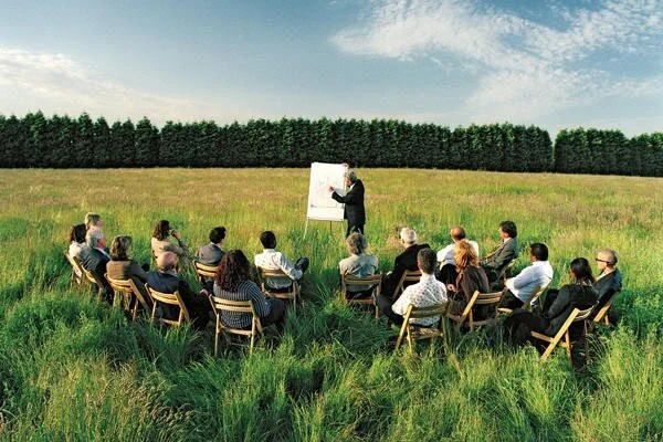 5 Reasons To Plan A Company Retreat
