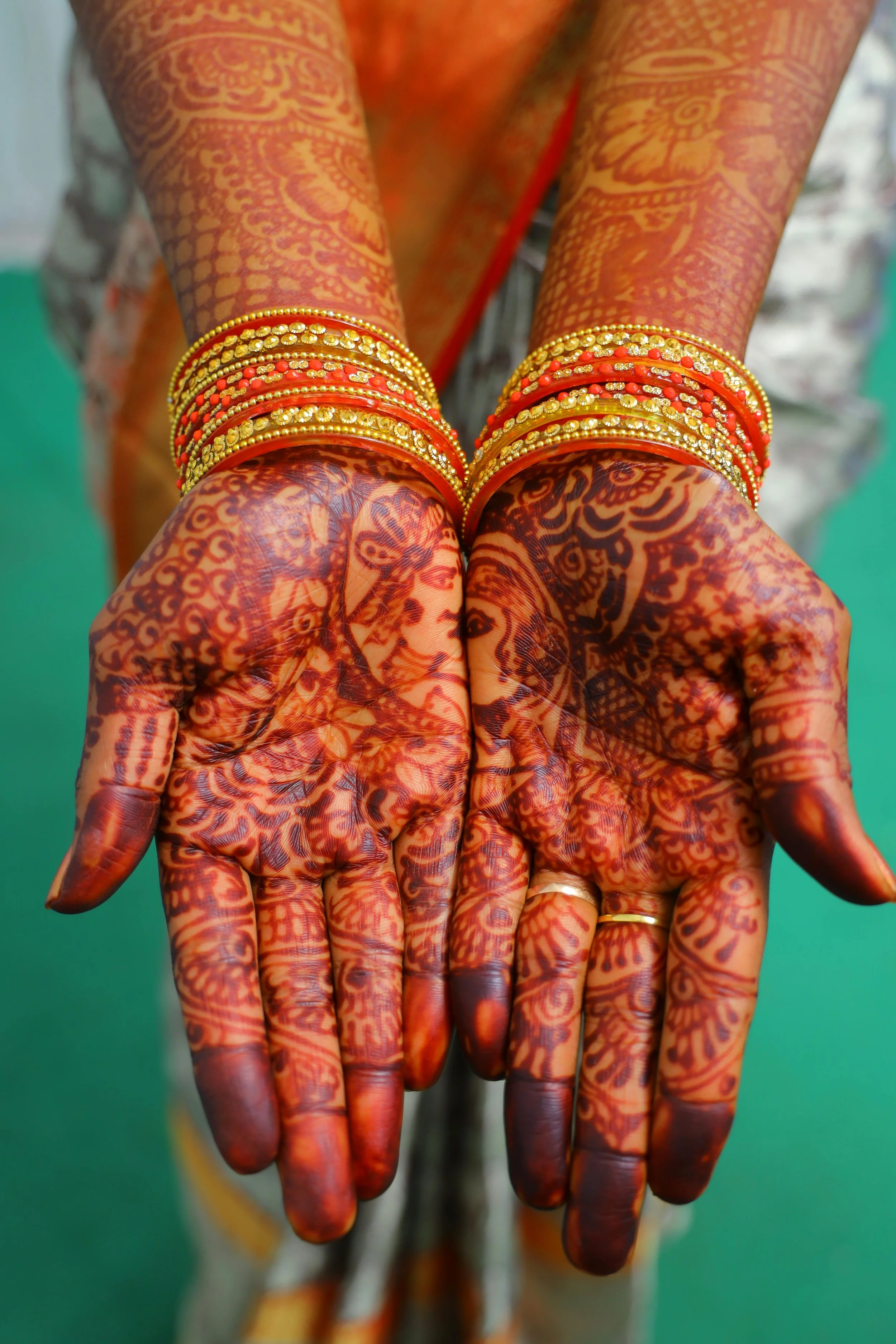 Get henna on our hands