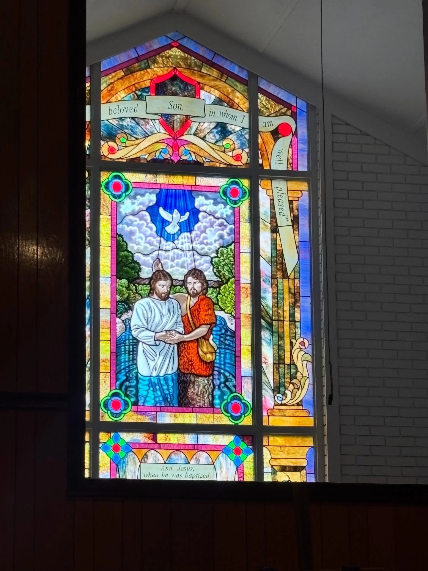 @fccbainbridge has the most beautiful old church!
It was such a pleasure to fellowship, sing, listen to Josh preach, and share about camp. On Sunday morning we joined the First Christian family for Sunday school, where the lesson focused on giving gr