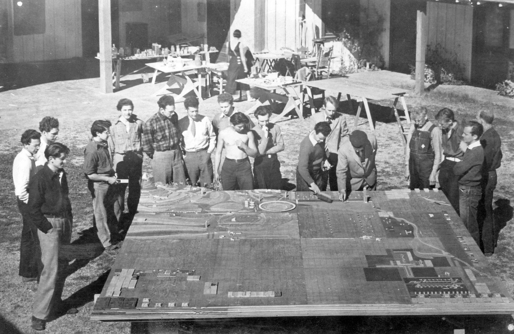 Broadacre city фрэнк ллойд райт. Ф л райт исчезающий город. Broadacre city фрэнк ллойд райт. Фрэнк миллер город грехов. Фрэнк ллойд райт.