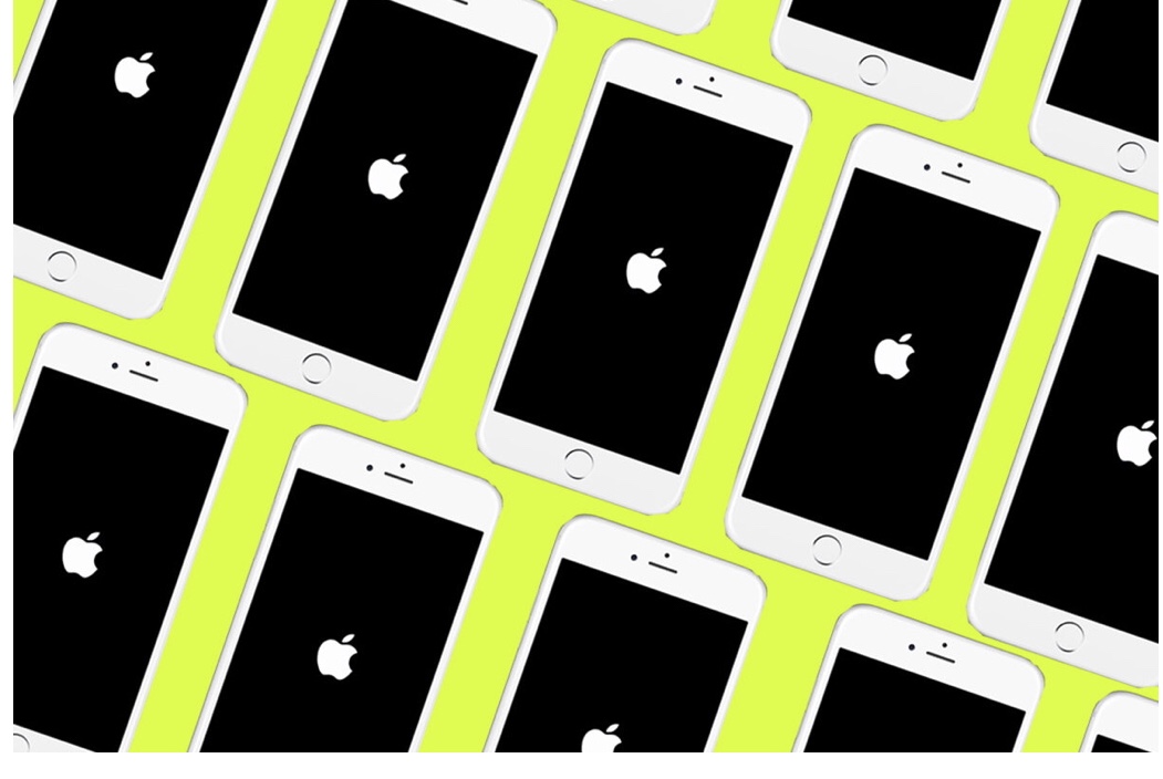 It's Time to Teach Our Tweens Some Super-Basic Phone Manners