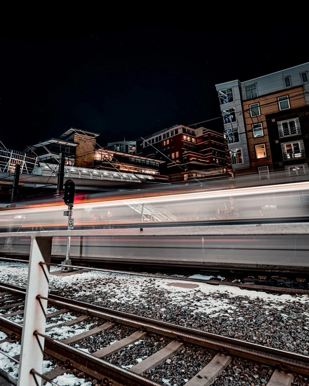 ~ M I N U T E ~ 
.
I havent been out in a minute so lets take a look at these Wintery Train Expos. 🚄
.
Happy Monday! 🫶🏼
.
🎯 Photographers: I do 1:1 editing, creative direction, and mentoring. Let&rsquo;s build.🦾 
.
🖼️ Prints + services: neos-ph