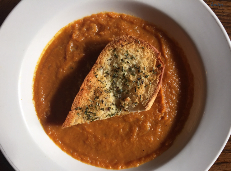 K. Martinelli Blog _ Food Blogger_ Digital Marketing _Easy Pumpkin Soup.png
