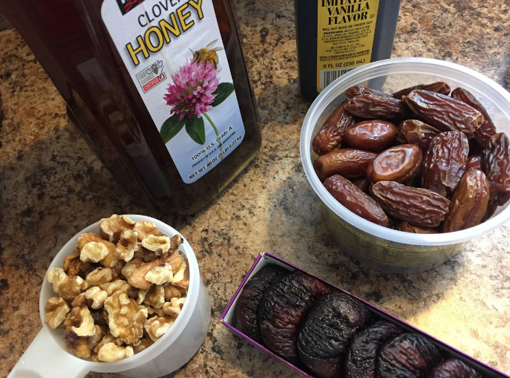 Vegan Fig Newton Energy Bites _ K.Martinelli Blog_Kristen Martinelli .png