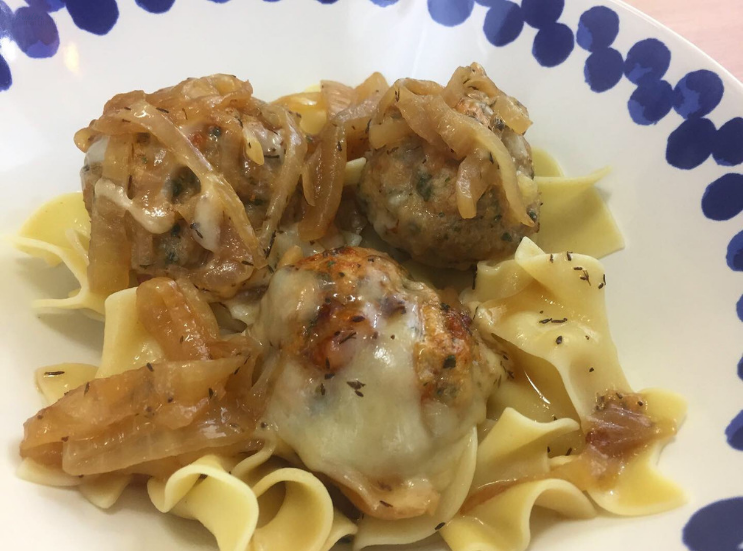Delish's French Onion Chicken Meatballs_K.Martinelli Blog_Kristen Martinelli (1).png