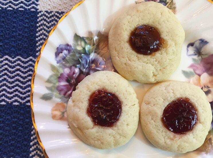 Raspberry and Fig Thumbprint Cookies_Dessert_K. Martinelli Blog_Kristen Martinelli.png