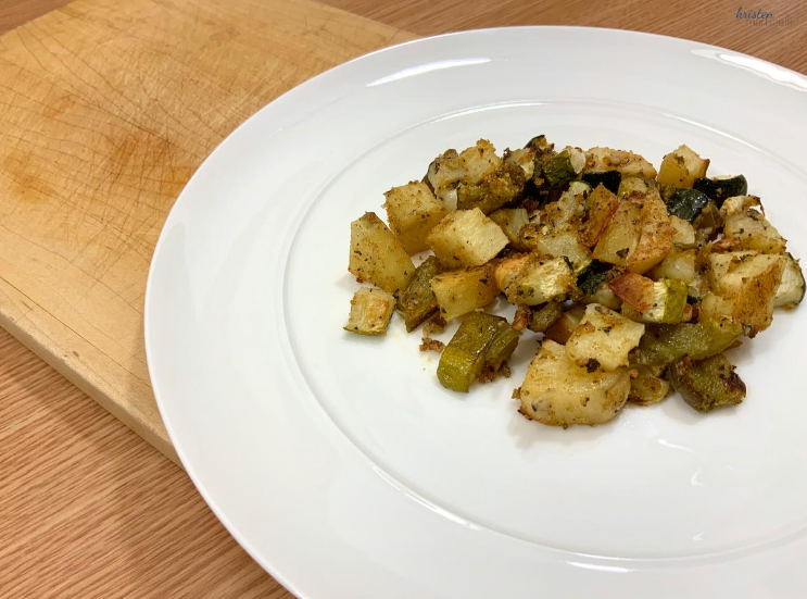 Roasted Potatoes and Zucchini __ K. Martinelli Blog _ Kristen Martinelli (6).png