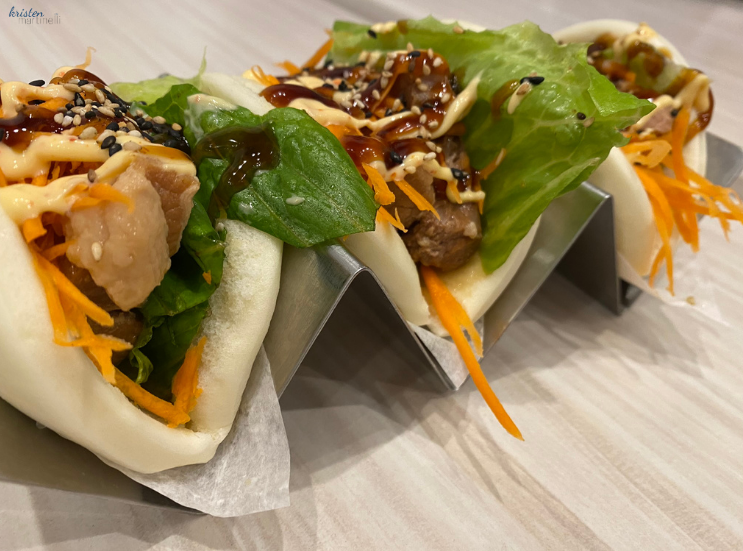 Blackbeard Ramen_Pork Bun Appetizer_ K. Martinelli Blog _ Kristen Martinelli (2).png