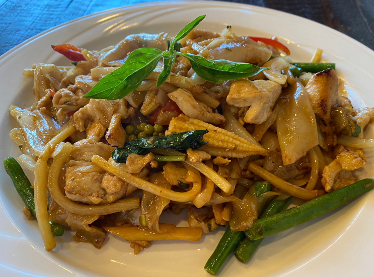 Thai Corner Bistro_Entree_ Drunken Noodles with Chicken_K.Martinelli Blog_Kristen Martinelli (1).png