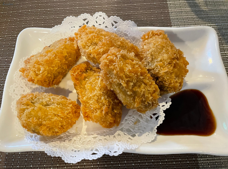 Yuki Japanese Restaurant_ Kaki Fried-Japanese Style Oyster appetizer_Oakland NJ _K.Martinelli Blog_Kristen Martinelli.png
