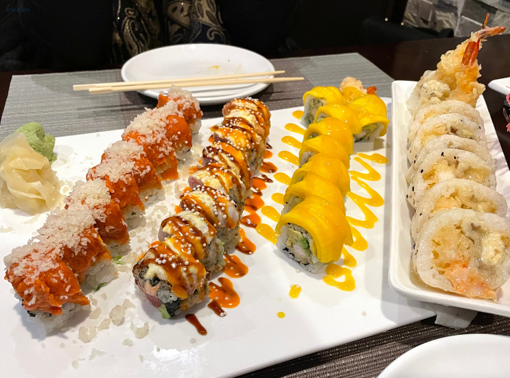 Yuki Japanese Restaurant_Sushi Roll_Oakland NJ _K.Martinelli Blog_Kristen Martinelli.png