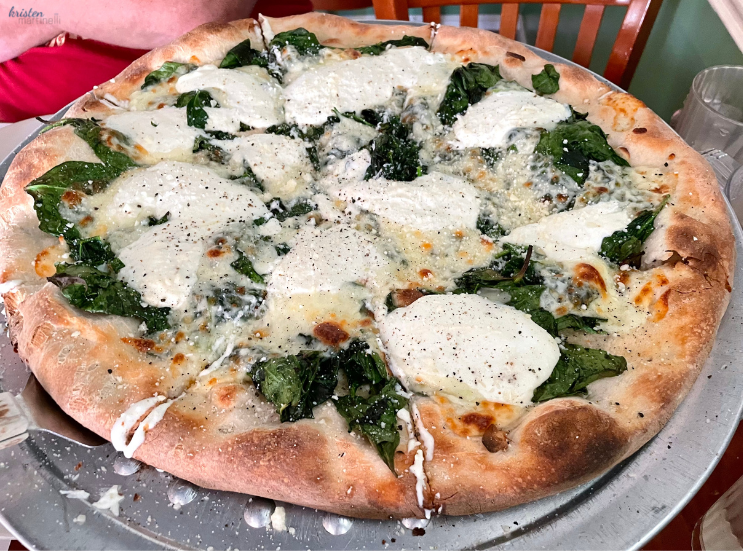 Top of the Park_Boonton NJ_Ricotta and Spinach Pizza_ K. Martinelli Blog.png
