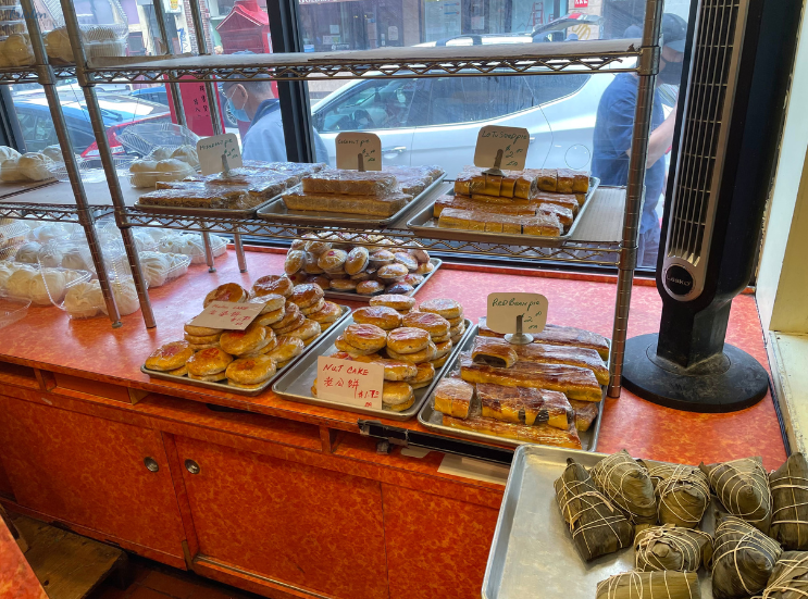 Hing Shing Pastry_Chinatown, Boston, MA_Kristen Martinelli_ K. Martinelli Blog (5).png